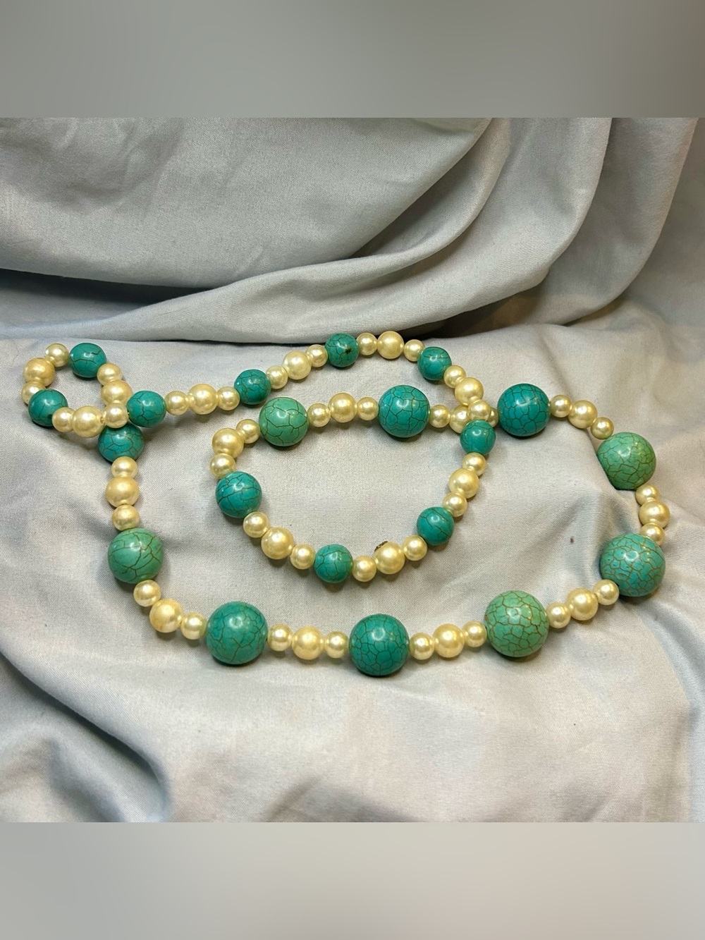 Blue-Green Howlite and Pearl Beaded Necklace